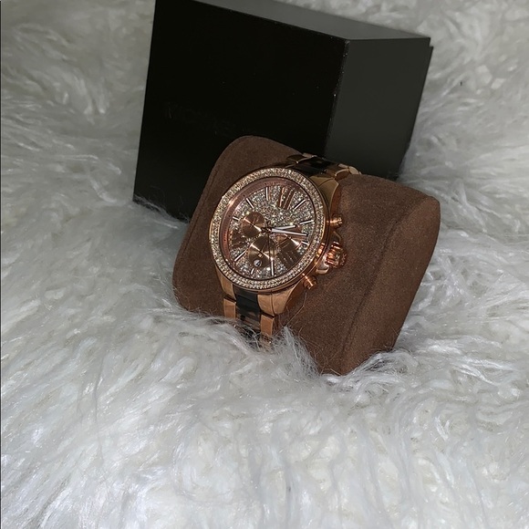 MK Watch - Picture 2 of 4